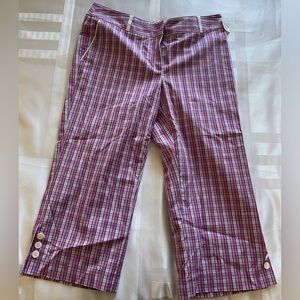 NWT, Cutter & Buck Women’s Gingham Capri Pants